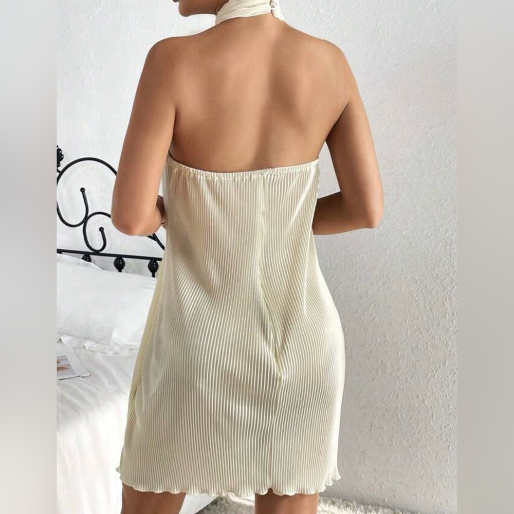 NEW White Neutral Solid Lettuce Trim Halter Neck Backless Dress Size Small - Picture 4 of 6